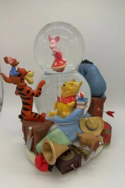 Disney Store Rare Christmas Winnie And Friends Play Room Musical Snowglobe New