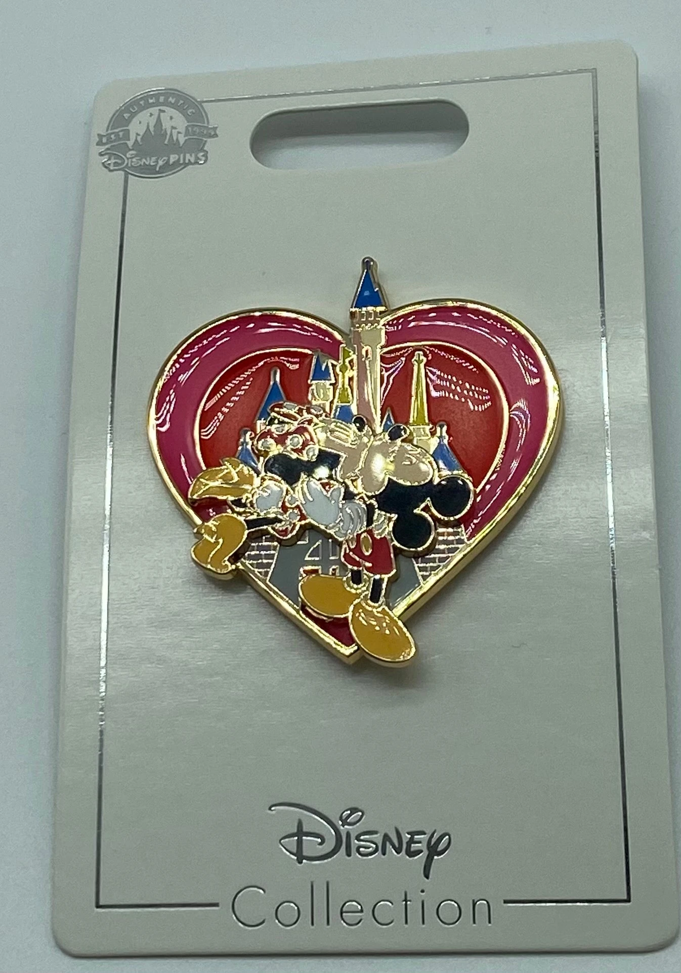 Disney Mickey Minnie Kissing Valentine Cinderella Castle Heart Pin New With Card 1 Disney Mickey Minnie Kissing Valentine Cinderella Castle Heart Pin New With Card