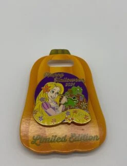 Disney Parks Happy Halloween 2021 Rapunzel Pascal Pin Limited New With Card -I Love Characters a07620ac ed00 5cdb beca 92bb7201cd99