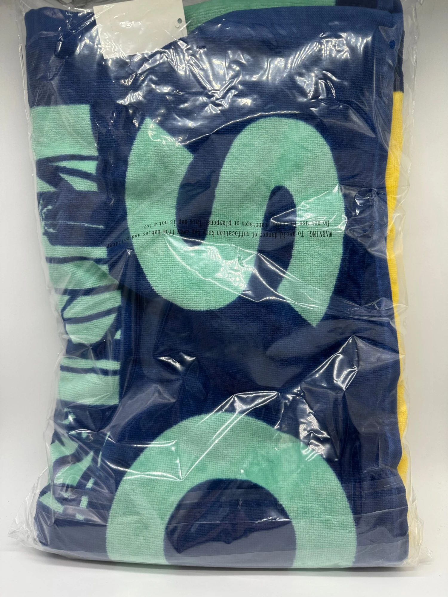 Universal Studios Multicolor Skyline Beach Towel 30x60inc New With Tag 2 Universal Studios Multicolor Skyline Beach Towel 30x60inc New With Tag - Image 2