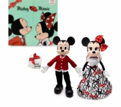 Disney Mickey And Minnie Limited Edition Valentine's Day Doll Set New With Box 11 Disney Mickey And Minnie Limited Edition Valentine's Day Doll Set New With Box -I Love Characters f65f0416 fd31 51e3 b711 cc76779efd68